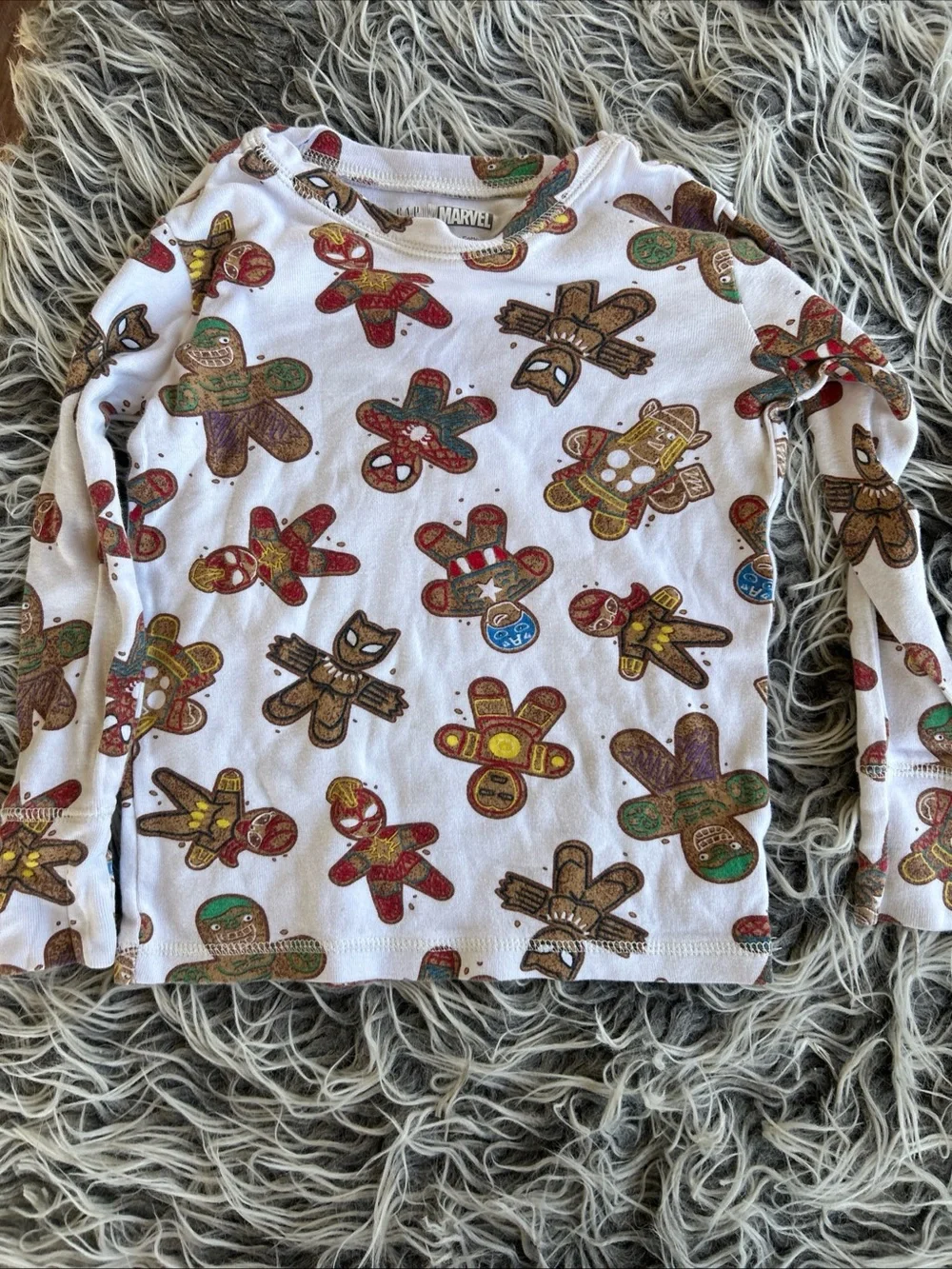 Gap Marvel PJ Set Kids Size 6 Christmas Gingerbread Cookies Captain America Thor